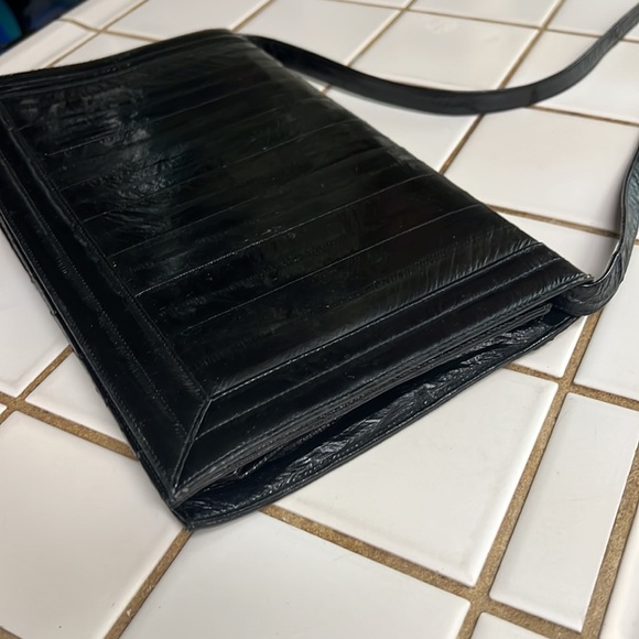 Eel Skin Purse - Picture 3 of 3